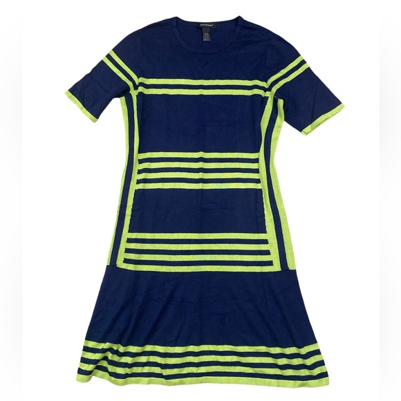 Navy & brat green short sleeve midi sweater dress - Picture 2 of 5